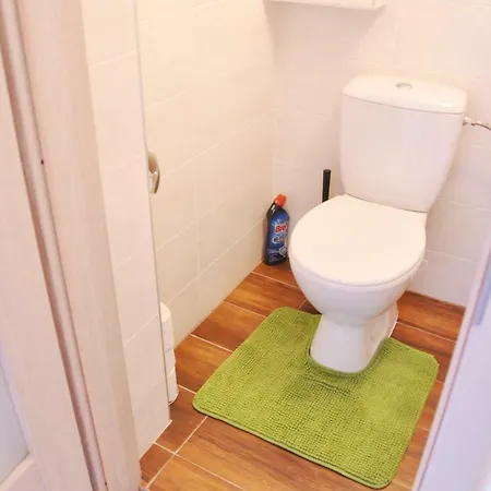 Modern & Historic Apartmán