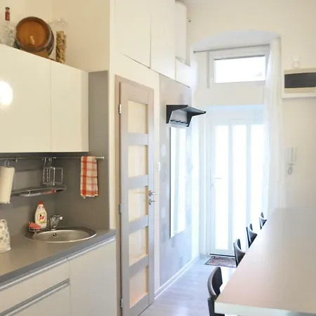 Modern & Historic Apartament Bratysława