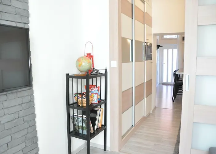 Modern & Historic Апартаменты